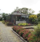 Paviljongen på hovde gård med hage